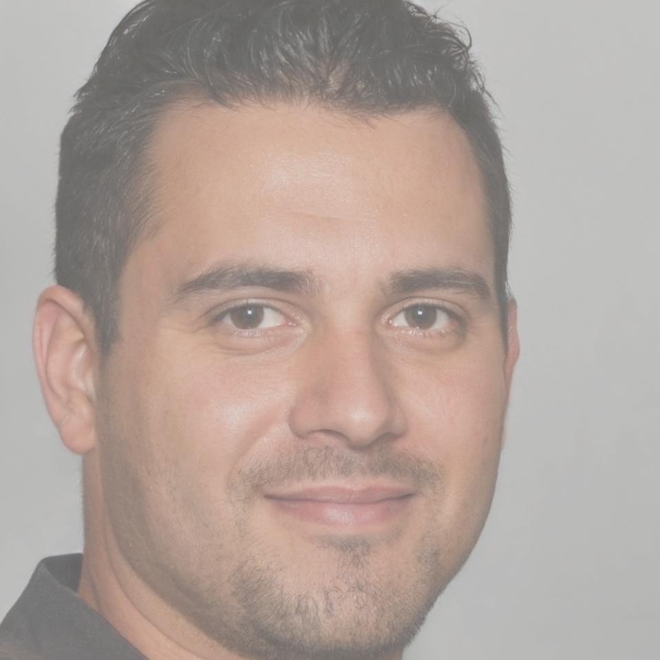 Portrait de Maxence Dubois, consultant technique